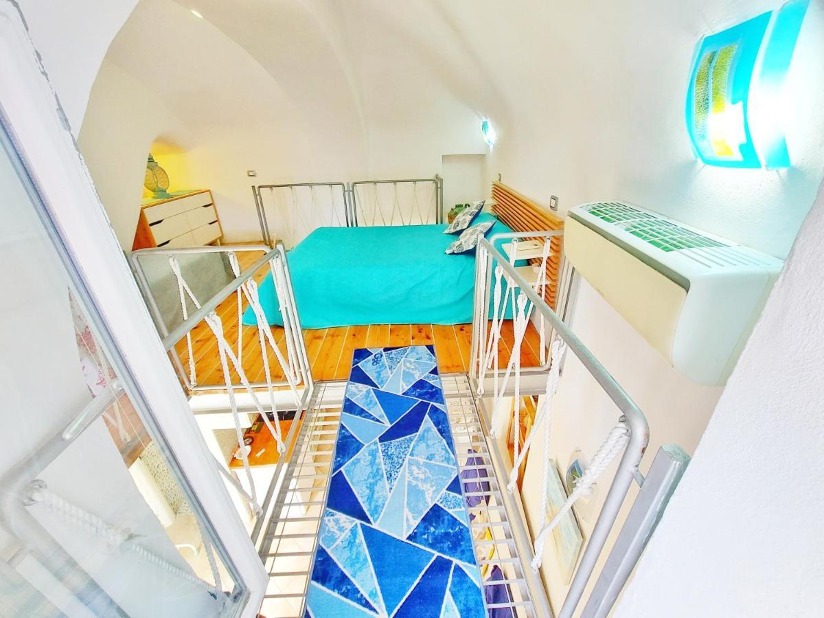 Appartement Monolocale Azzurro Procida Extérieur photo
