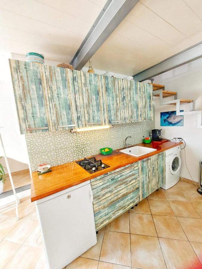 Appartement Monolocale Azzurro Procida Extérieur photo